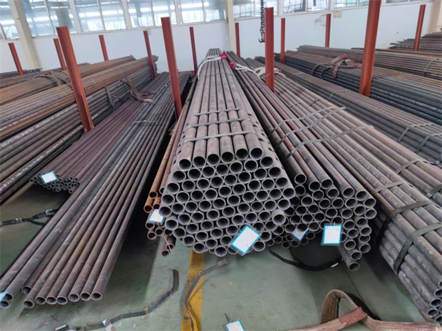泸定20G合金无缝钢管